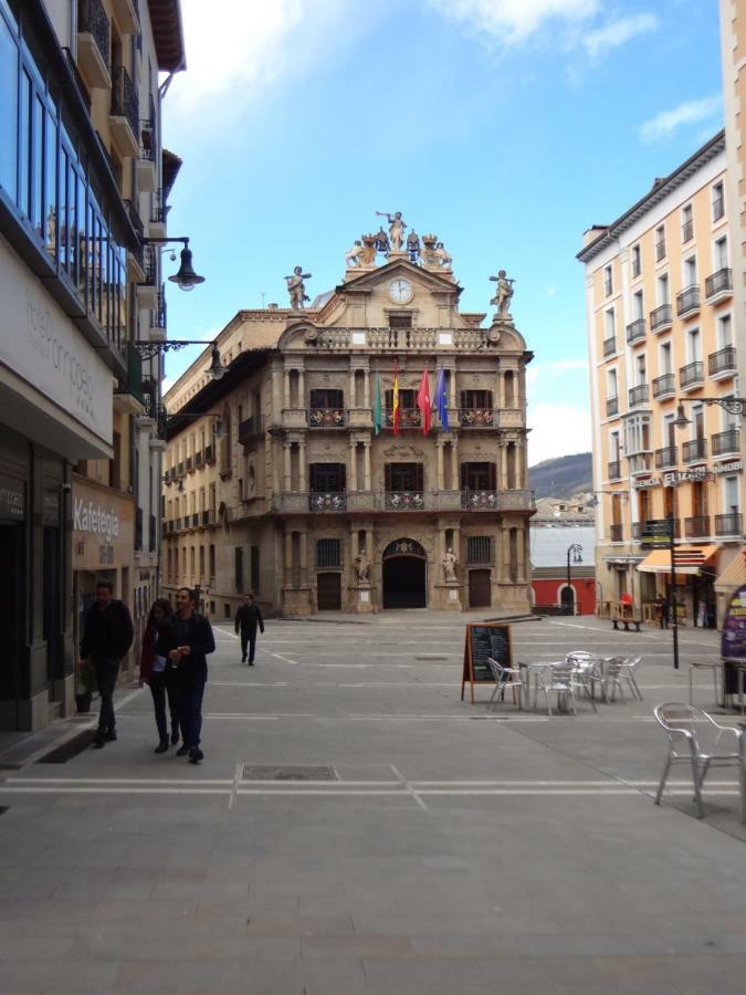 Appartamento Plaza Consistorial Pamplona Esterno foto